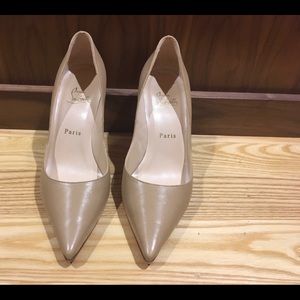 SOLD Christian Louboutin Nude pump, 38